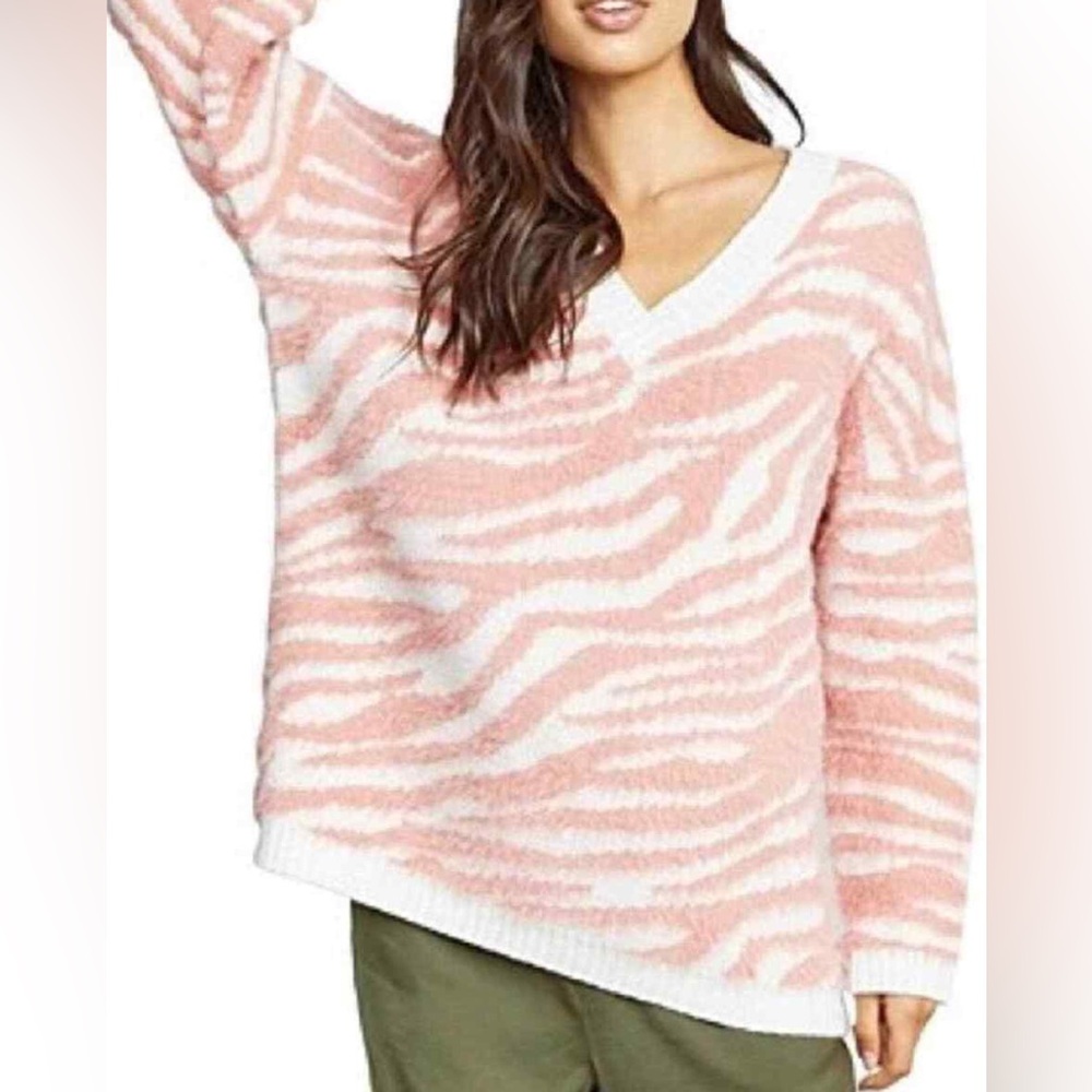 Anthropologie Sadie and Sage pink and cream soft fury zebra print size Small